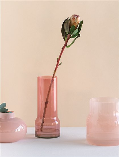 Vase Nekku aus Glas von UNC &#9733; Kundenbewertung "Sehr gut" &#9733; 10&euro; Rabatt für Neukunden &#9733; Schnell verschickt &#9733; Jetzt günstig kaufen bei car-Moebel.de
